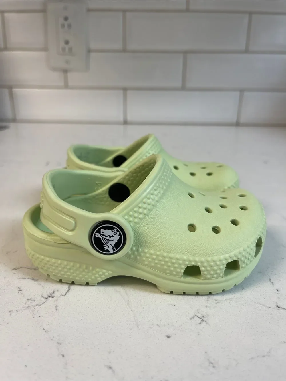 CROCS brand style